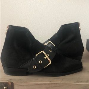 Tommy Hilfiger 🖤 Suède black ankle booties
